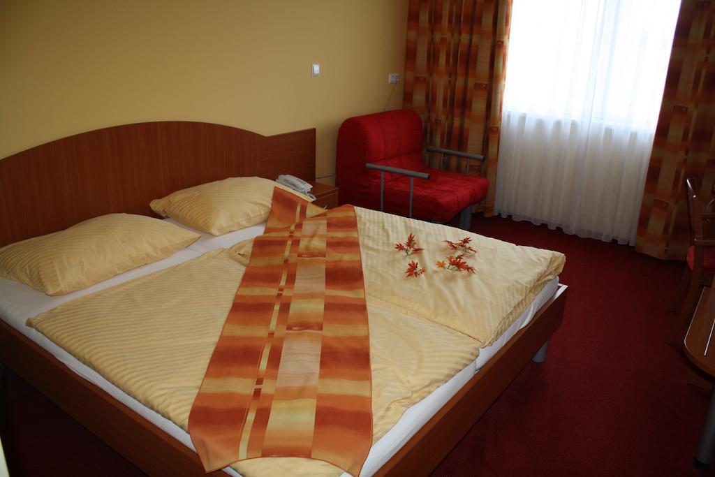 Penzion Letalisce Murska Sobota Quarto foto